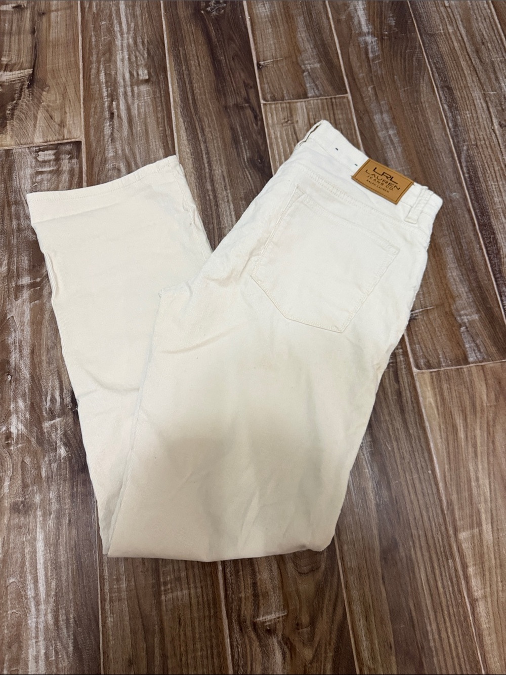 Women's Cream Straight-Leg Jeans